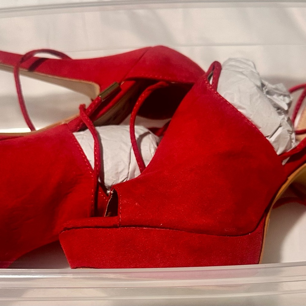 Red lace up Heels,Importer Pucci Fashion,Ltd. NWOT size 36 or 5.5